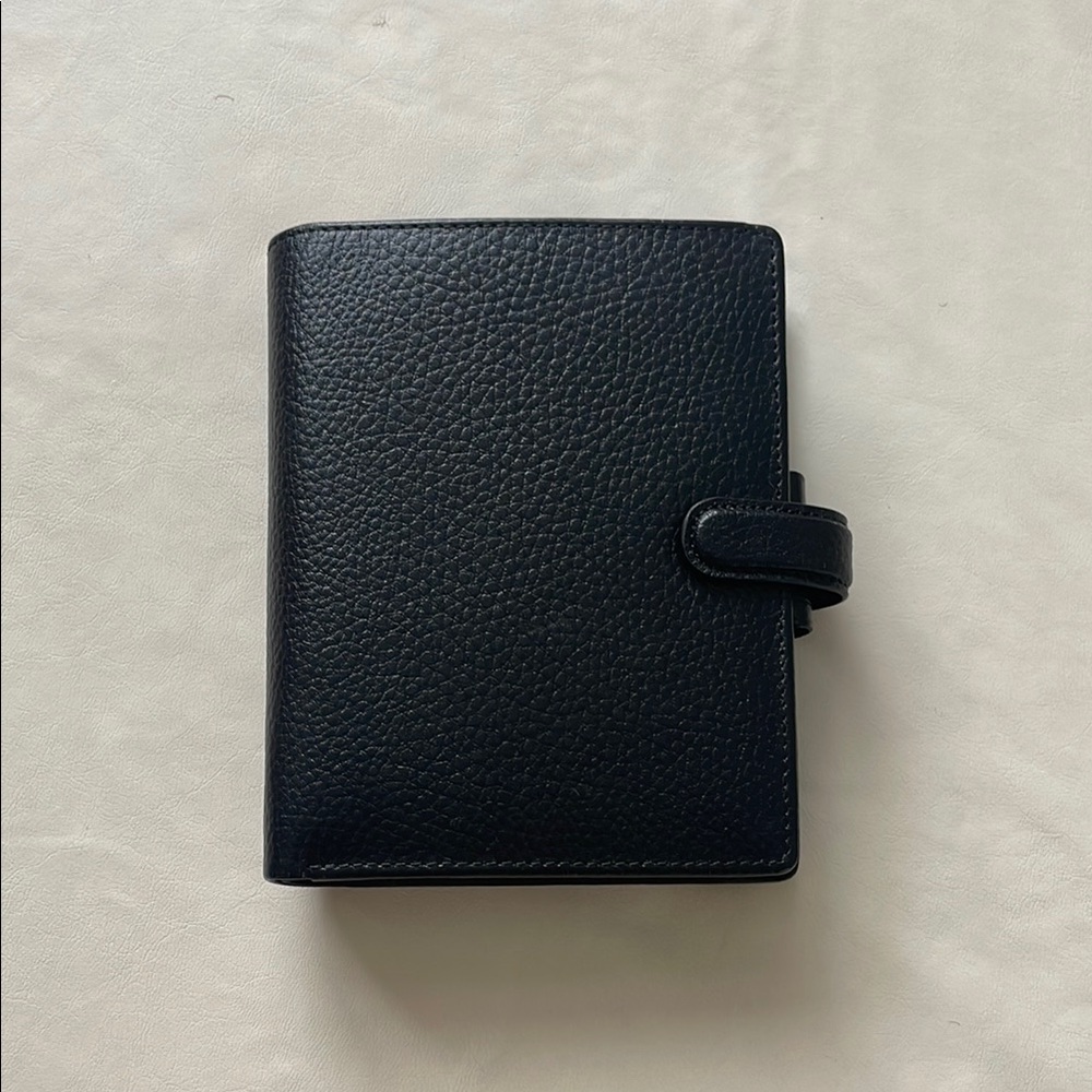 Like new Filofax Finsbury Pocket Black Leather Planner